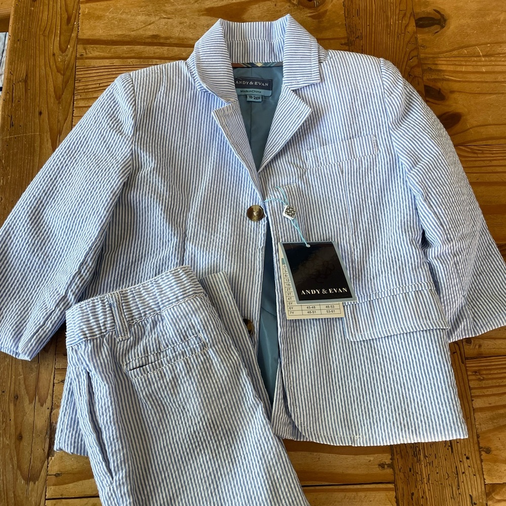 18-24 month boy suit. NWT